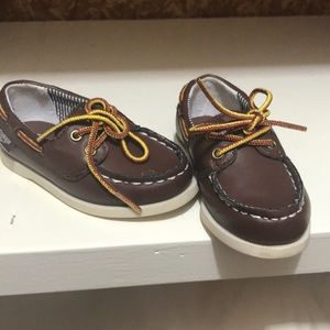 Osh Kosh dress shoes